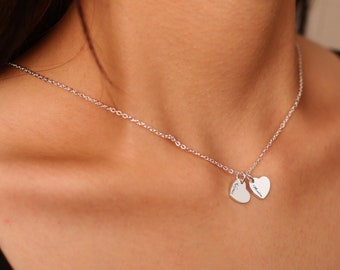 Collar con nombre grabado, Collar con colgante de corazón, Collar con nombre con corazón, Regalo personalizado para ella, Regalos con palabras especiales, Regalos para el Día de las Madres