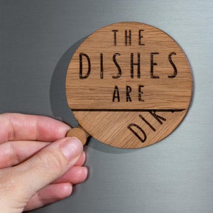 Sauber Dirty Dishwasher Magnet, lasergravierte Holzmagnet, Dirty / Clean Zeichen Indikator für Geschirrspüler, Reversible Küche Organisationsetikett