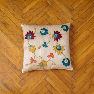 Silk Suzani Pillowcase, Floral Embroidery, Bohemian, Home Decor, Housewarming, Square Pillow, Vintage Cushion Cover 40x40 cm &quot;WILDFLOWERS&quot;