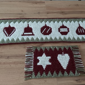 Christmas Baubles Table Runner and Placemat pattern