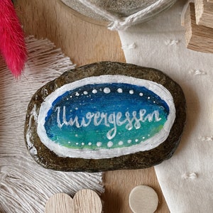 Mourning stone - Unforgettable. Memorial stone. Consolation stone, painted stones