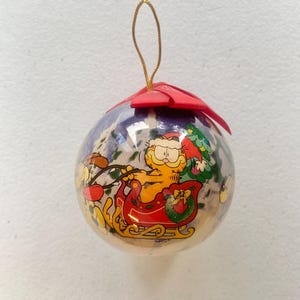 Vintage 1996 Garfield Christmas Ball Ornament