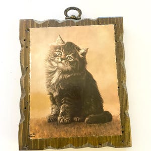 Decoración de pared de madera con gatito vintage