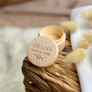 Personalized umbilical cord box, mini cassette with name, natural gift for new mother image 8