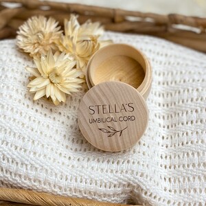 Personalized umbilical cord box, mini cassette with name, natural gift for new mother image 5