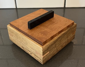 Keepsake Box in Quarter Sawn White Oak and Figured Walnut