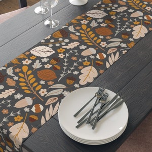 Fall Autumn Aesthetic table runner, Autumn and fall table decor, leaves and acorns, neutral colors, Thanksgiving table decor