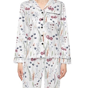 Watercolor wildflowers satin pajama set, Women&#39;s Pajamas, soft satin sleepwear, cozy loungewear, bridal pajama set, floral womens nightwear