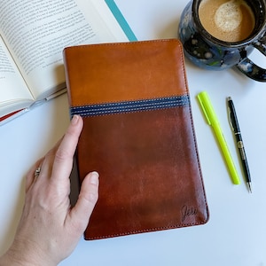 NIV Study Bible - PERSONALIZED - Two-Tone Brown Study Bible with Blue Stripe - Includes Custom Engraved Name