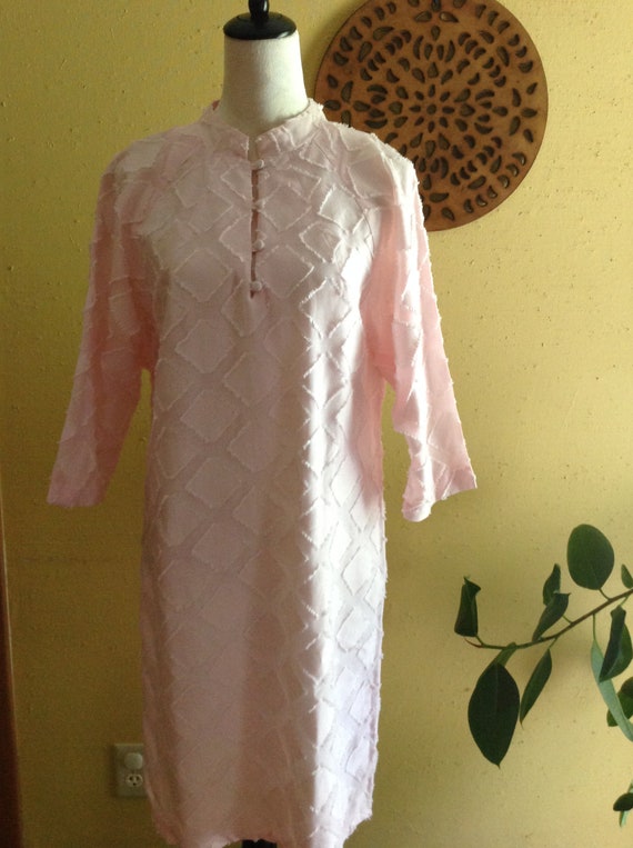 Vintage 1960s A-Line pink dress