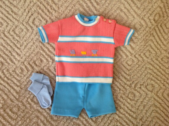 Vintage 1970s blue baby clothes - image 2