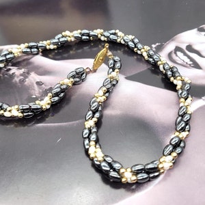 Vintage grey and beige pearls necklace, multi strand pearls necklace, 1970s jewellery