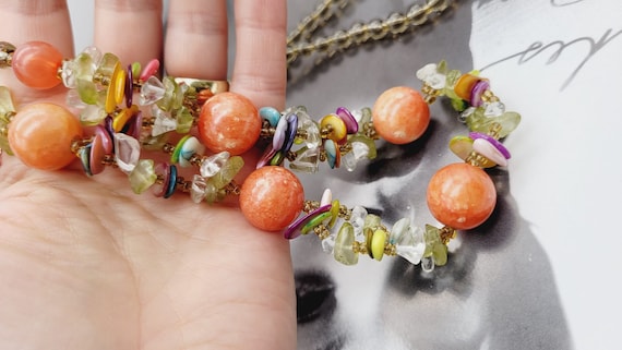 Vintage carnelian stones and resin necklace, mult… - image 2