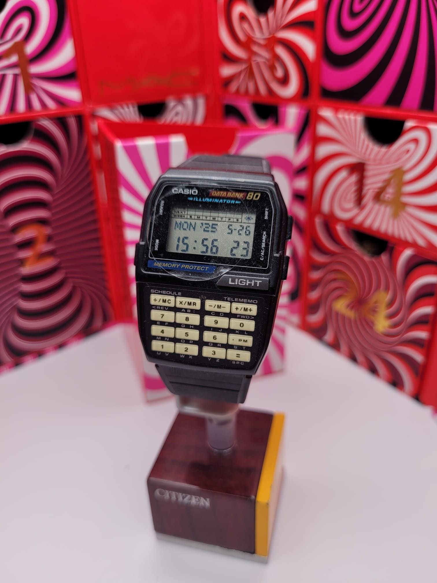 ヴィンテージ カシオ データバンク 腕時計 コレクターズアイテム 1980