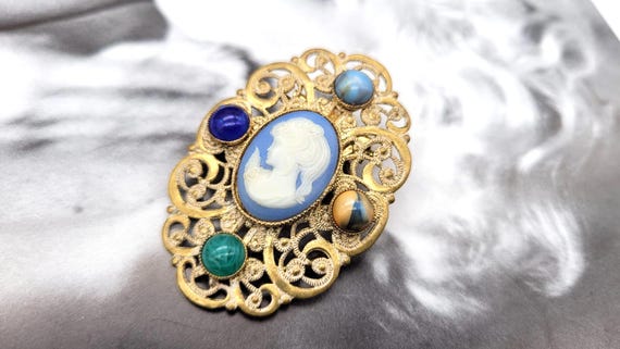 BROCHE ART NOUVEAU Metal Dore Filigrane Tete De Femme EUR 20,00