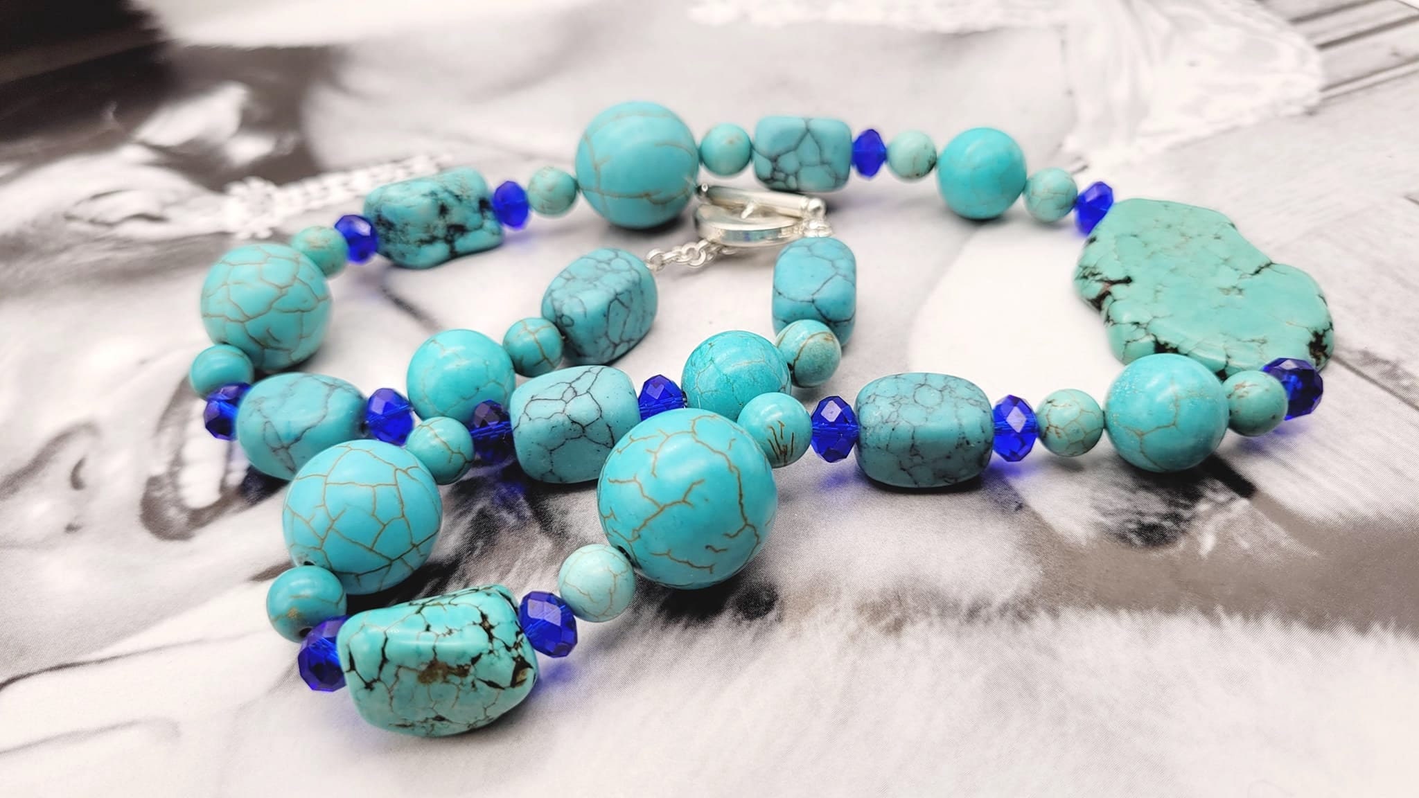 Collier Sautoir Ancien En Perles De Verre Turquoise - Longueur 110 Cm - Bijou Vintage