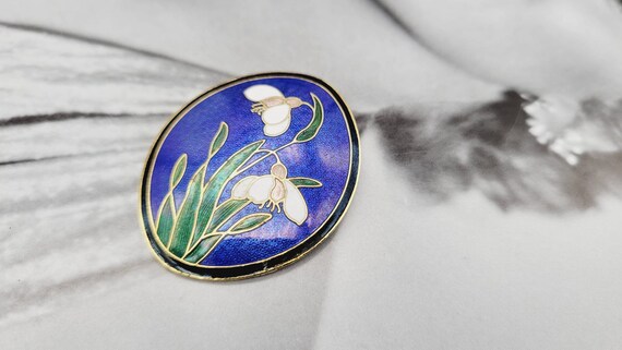 Broche Vintage émail Cloisonné – Motif Fleur – Bijou Fantaisie Multicolore