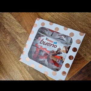 Kinder bueno gift box