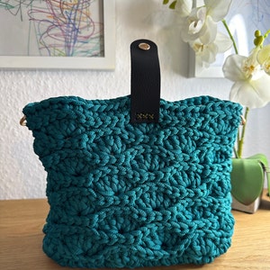 Gehäkelte Handtasche in der Farbe Grün, Sommertasche Bild 5