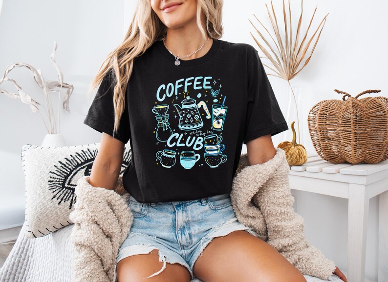 Coffee Club T-Shirt, Coffee Lover Shirt, Iced Coffee Tee, Coffee Graphic Shirt, Barista Shirt zdjęcie 6