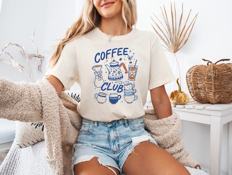 Coffee Club T-Shirt, Coffee Lover Shirt, Iced Coffee Tee, Coffee Graphic Shirt, Barista Shirt zdjęcie 2