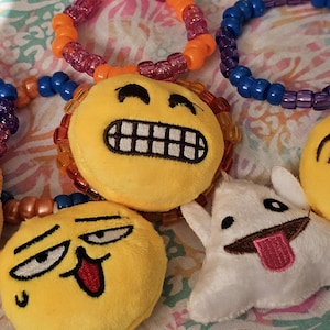 Fun Kandi Trading Singles – Pluche Emoji-bedels