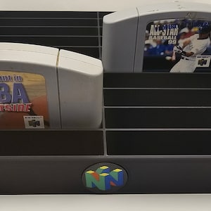 ニンテンドー64カートリッジホルダー収納トレイ（20スロット付き）