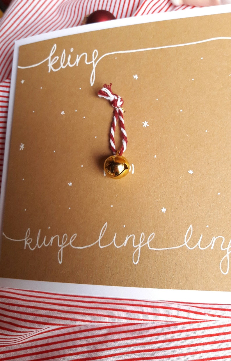 Weihnachtskarte handgemacht 3D-Karte mit Glöckchen, Schneeflocken, Handlettering Glocke in Gold mit Rot Weiß, Kraftpapier, Kupfer Bild 6