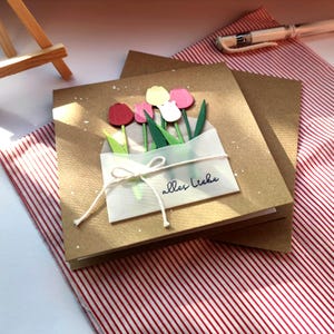 Carte d'anniversaire avec des fleurs dans une enveloppe faite à la main | Carte 3D avec tulipes, fête des mères, anniversaire de mariage, anniversaire, fiançailles, mariage image 6
