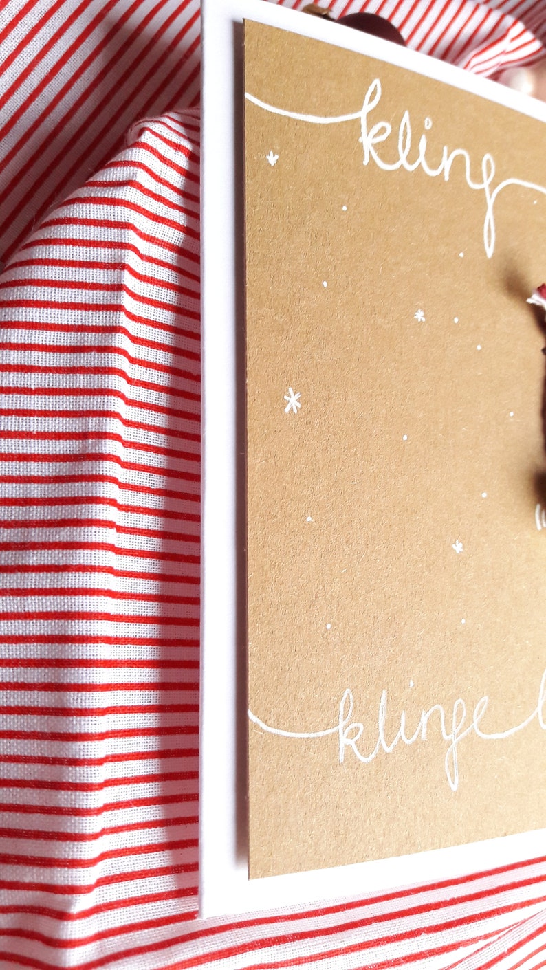 Weihnachtskarte handgemacht 3D-Karte mit Glöckchen, Schneeflocken, Handlettering Glocke in Gold mit Rot Weiß, Kraftpapier, Kupfer Bild 5