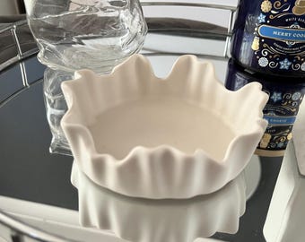 Decorative Bowl | Decorative Tray | Lounge Decor | Neutral Decor | Marble Bowl | Jesmonite Bowl | Round Bowl | Coffee Table Decor | Bathroom