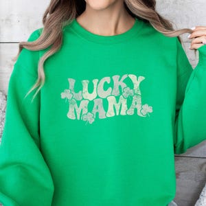 Retro Lucky Mama Sweatshirt, Saint Patrick's Day Crewneck for Mom, St Patricks Day Lucky Shamrock Hoodie, Saint Patricks Day Gift for Mom