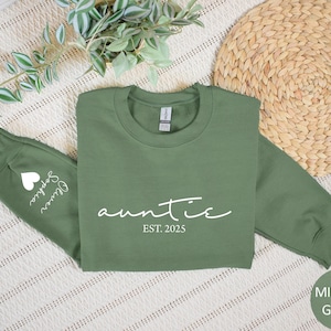Personalized Auntie Sweatshirt Est Year with Names on Sleeve Auntie Sweatshirt Custom Aunt Sweater Gift For Auntie Est Date Aunt