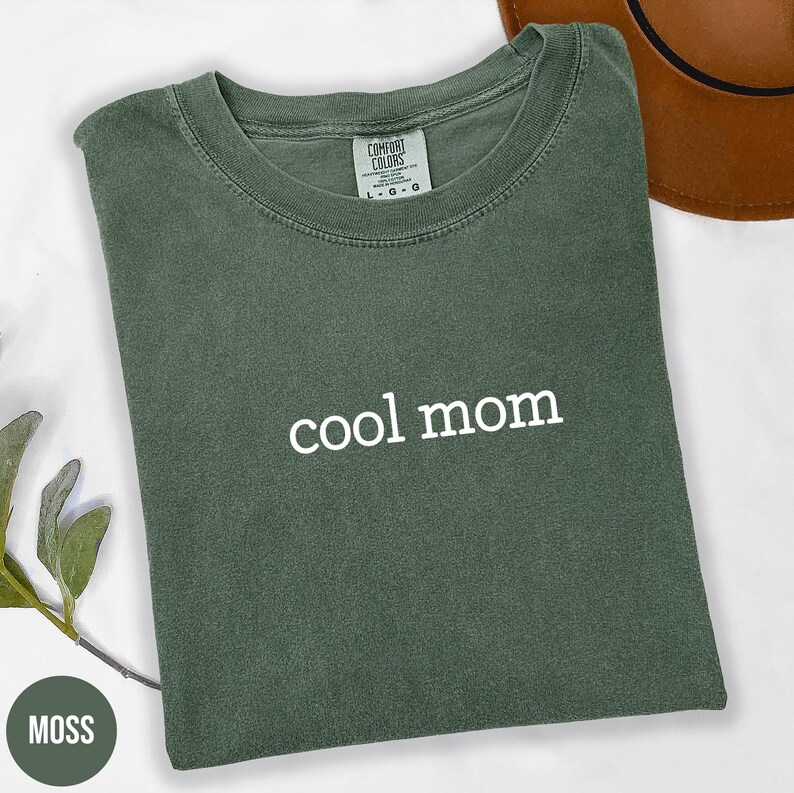 Comfort Colors® Cool Mom Shirt, Mom Life Shirt, Cool Moms Tshirt, Shirt For Mom, Mother’s Day Shirt, Mom Birthday Gift, Shirt for Cool Moms