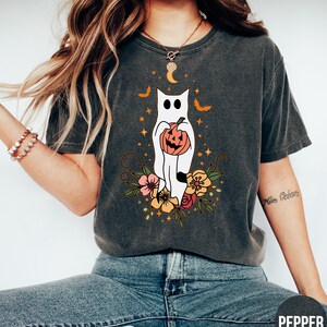 Floral Ghost Cat Shirt, Comfort Colors Halloween T-Shirt, Cute Floral Ghost Tee, Halloween Cat Tshirt, Spooky Season Crewneck, Cat Lovers image 2