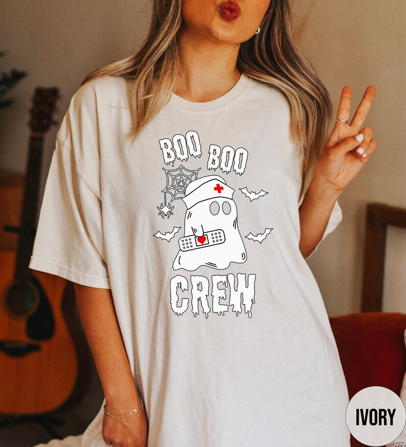 Halloween Nurse Shirt, Boo Boo Crew Shirt, Comfort Colors Boo Tshirt, Cute Halloween Shirt Nurse, Halloween RN Shirt, Ghost Nurse Crewneck afbeelding 5