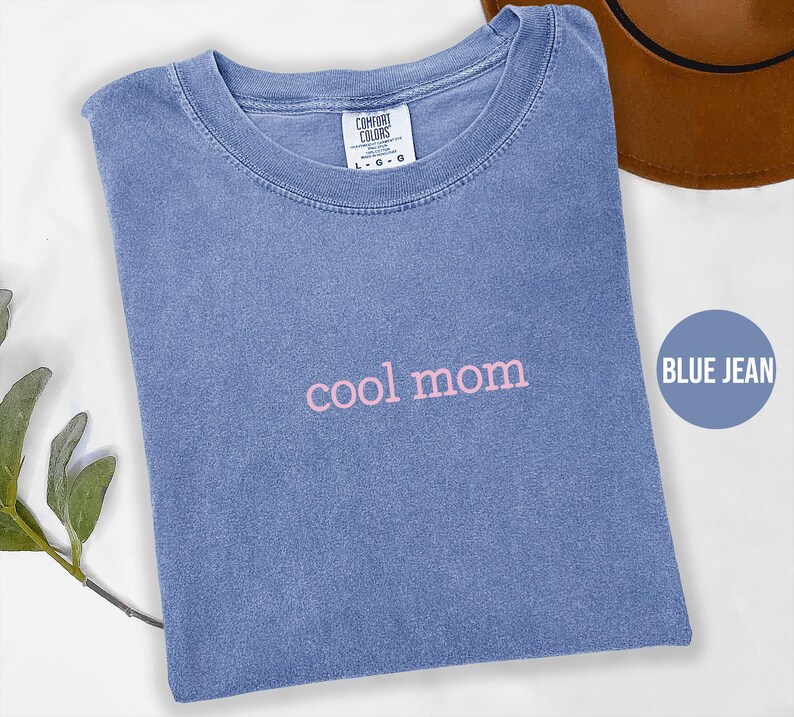 Comfort Colors® Cool Mom Shirt, Mom Life Shirt, Cool Moms Tshirt, Shirt For Mom, Mother’s Day Shirt, Mom Birthday Gift, Shirt for Cool Moms
