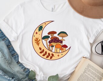 Hippie Crescent Mushroom Shirt, Fall Moon T-Shirt, Cottagecore Shirt, Womens Retro Graphic Tee, Thanksgiving Gifts, Autumn Mushroom Top