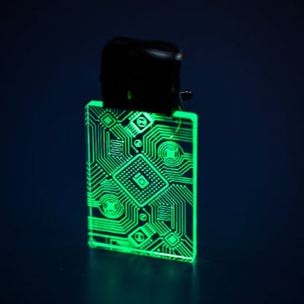 Pendentif circuit LED Cyber Punk - Fabriqué aux États-Unis | Changement de couleur - bas de Noël - porte-clé cyberpunk