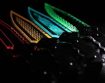 LED Cosplay Blade – Cyberpunk Light-Up Prop – Acrylic Glow blade – Custom Sci-Fi Accessory