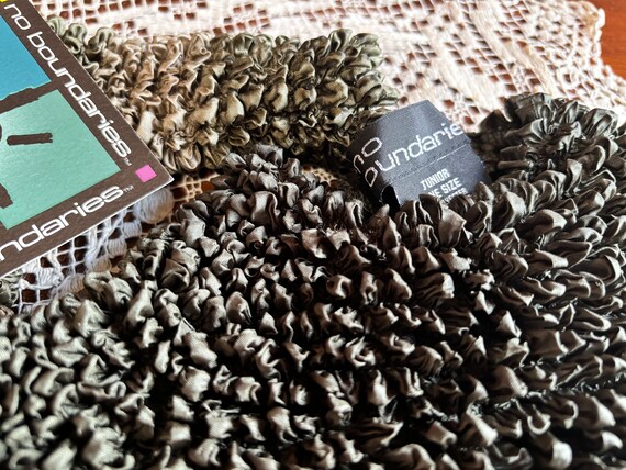 Y2K No Boundaries Ruffle Stretch Top | OSFA - image 5