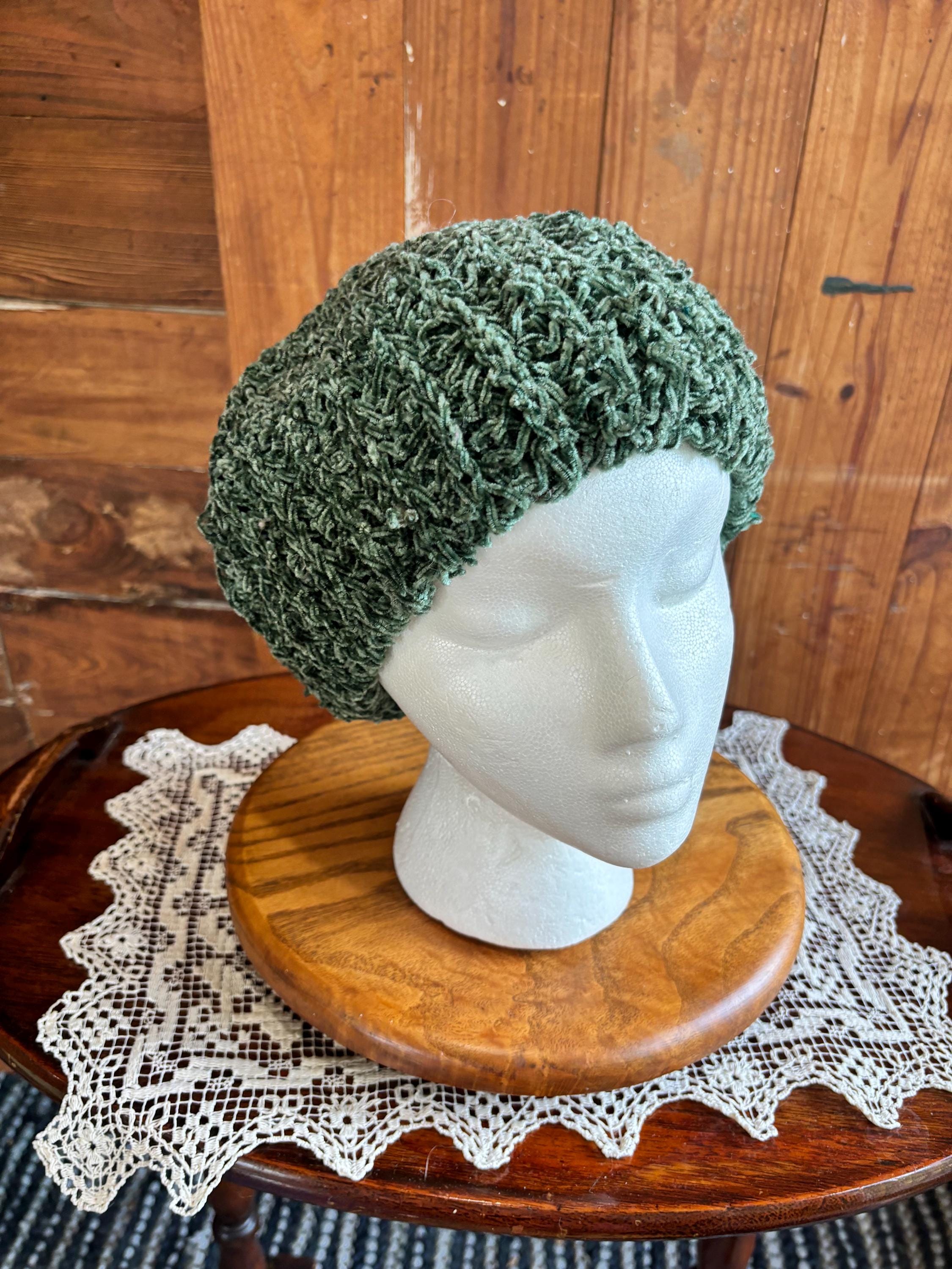 Vintage Italian Made Green Knit Beret | Alexander