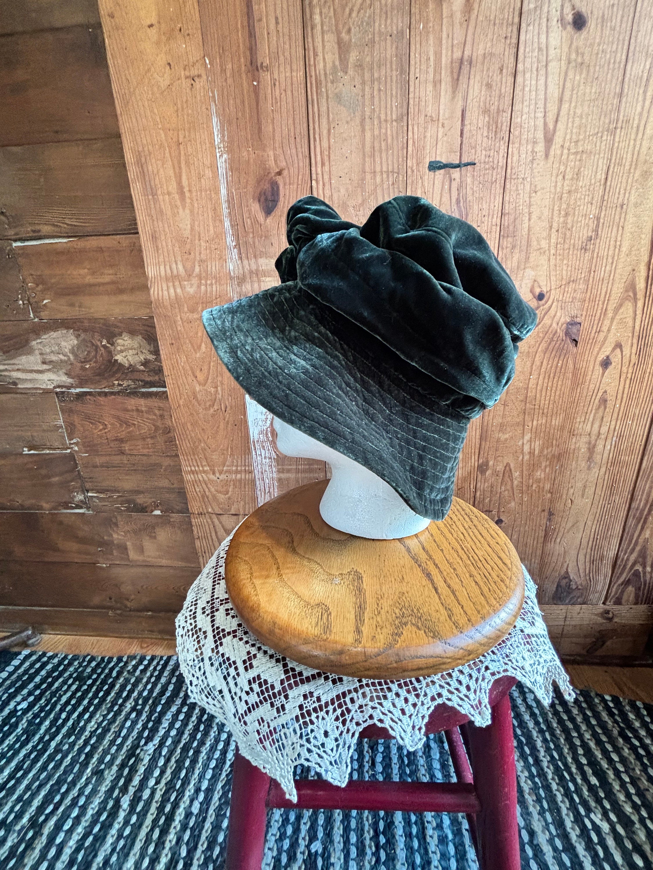 Vintage Kokin New York Mink Hat 1980s Mongolian Lamb Hat by Kokin | Flaunt the Fluff main image 3