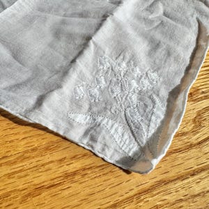 White Bridal Scarf, Handkerchief | Vintage, Floral Embroidery | Wedding Accessories, Bridal Accessories