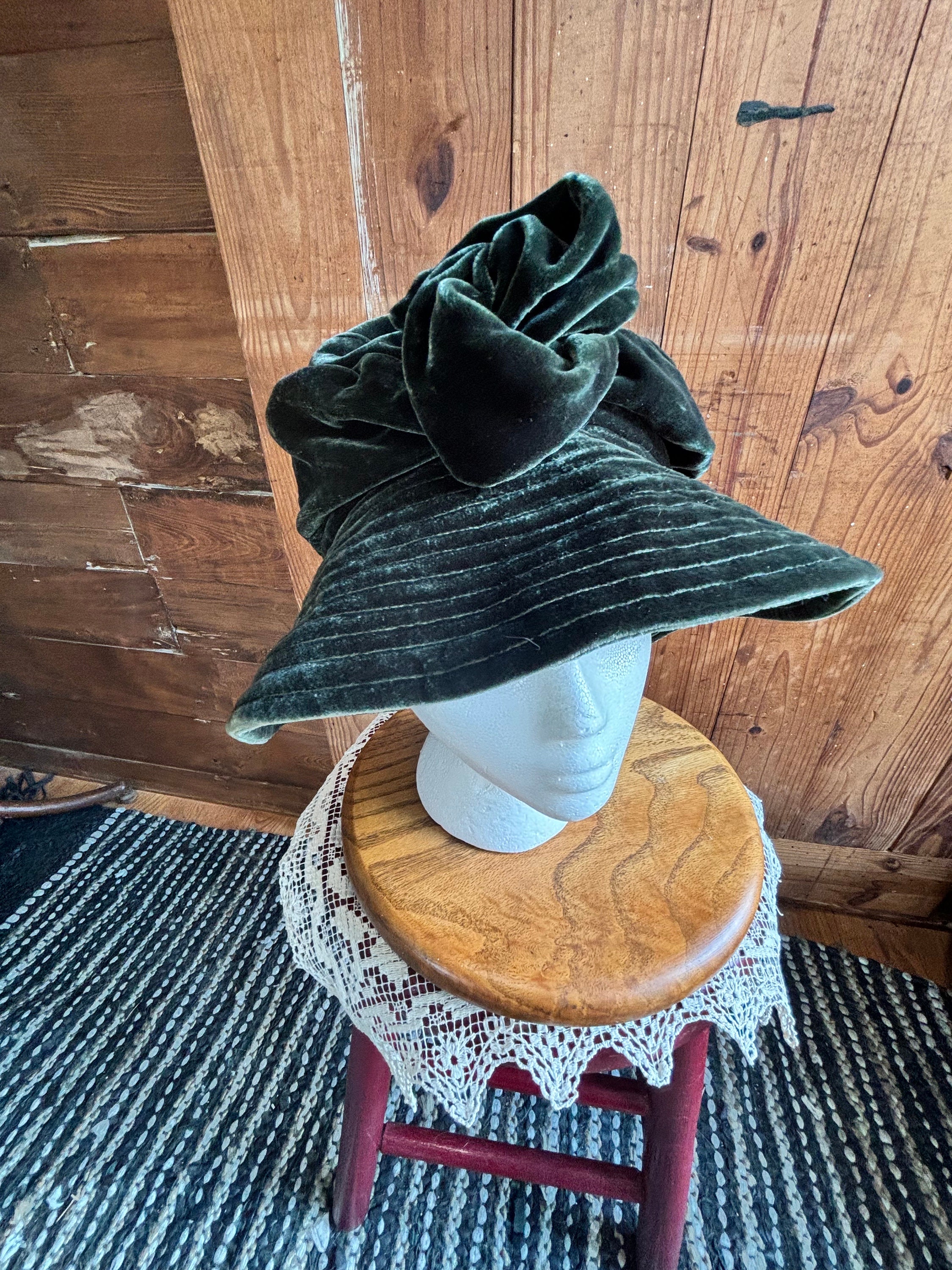 Kokin New York | Green Vintage Velvet Hat - Etsy