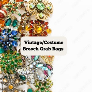 Wholesale hotsell brooches bulk