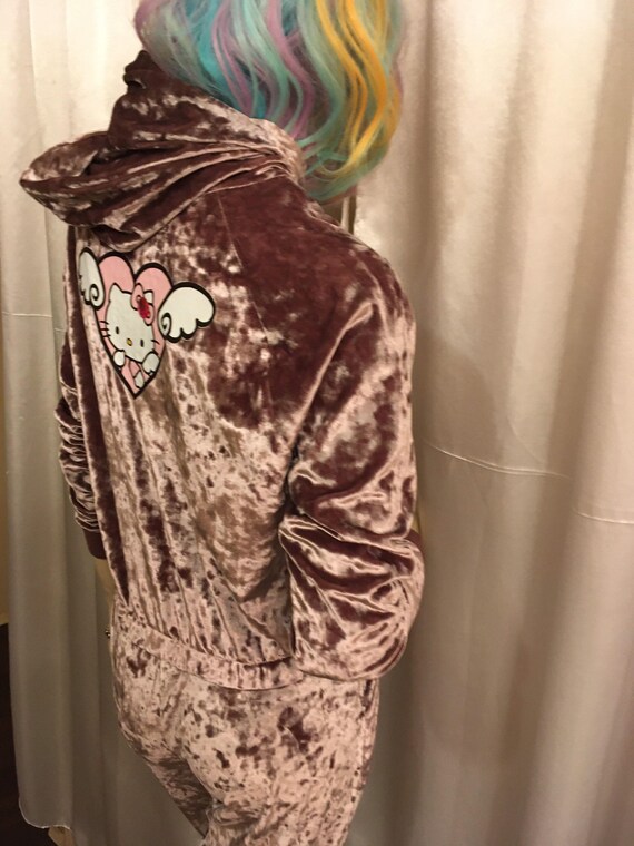 Adorable crushed velvet pink hello kitty tracksuit - image 4
