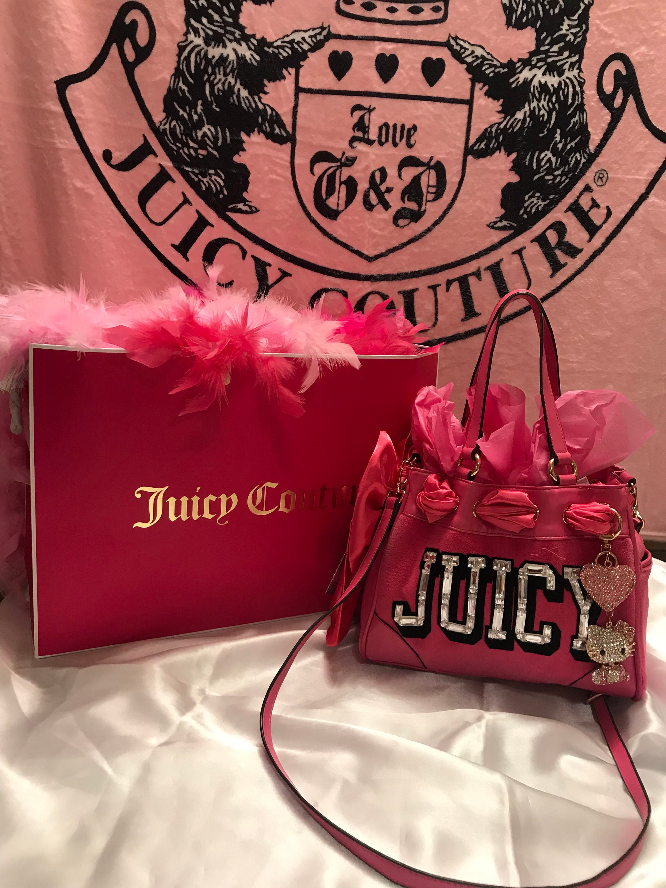 Pin on Juicy Couture 🎀