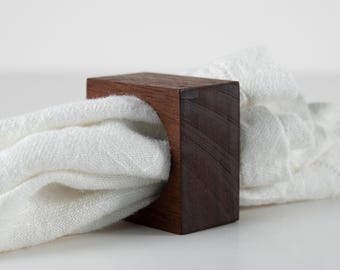 Napkin Rings Set, Mid Century Napkin Ring for Table Setting Gift for Friend, Housewarming Gift Set of Four Napkin Holders, Walnut Wood