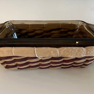 1970&#39;s Anchor Hocking Harvest Amber Glass Loaf Dish With Wicker Serving Basket